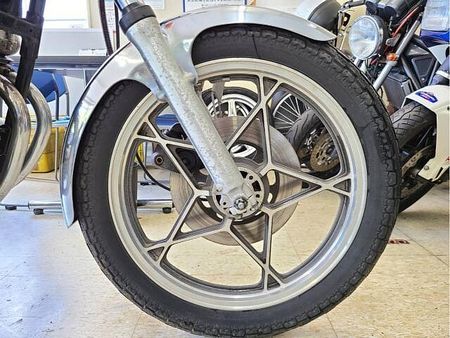 スズキ GS550 国内新規3年車検付き 13