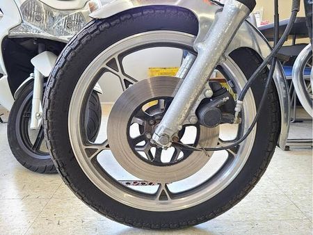 スズキ GS550 国内新規3年車検付き 14