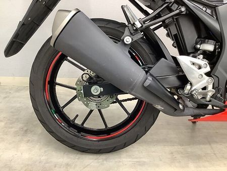 スズキ GSX-R125 【7月限定】GSX-R125 2021年モデル リアボックス装備! 21