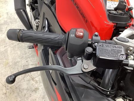 スズキ GSX-R125 【7月限定】GSX-R125 2021年モデル リアボックス装備! 30