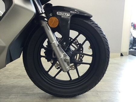ホンダ ADV150 ADV150 2020年モデル マフラー他カスタム多数! 20