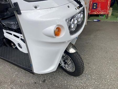 その他 トライク(51〜125cc) 店頭現車無し、要取り寄せ車両。APトライクABS 2
