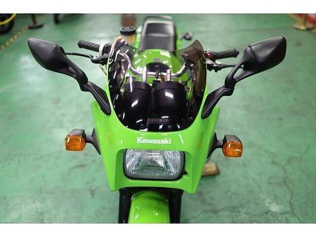 カワサキ GPZ900R 大人気のニンジャ入庫致しました!人気カラーのライムグリーン!コーションラベル付きの希少車両 25