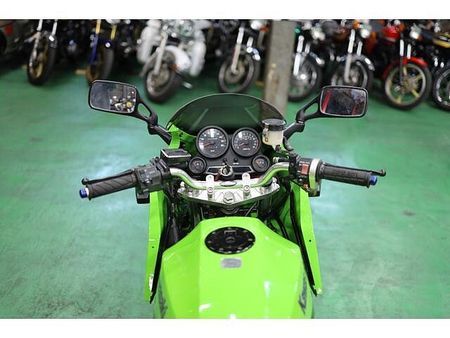 カワサキ GPZ900R 大人気のニンジャ入庫致しました!人気カラーのライムグリーン!コーションラベル付きの希少車両 27