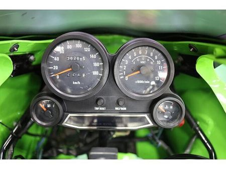 カワサキ GPZ900R 大人気のニンジャ入庫致しました!人気カラーのライムグリーン!コーションラベル付きの希少車両 29