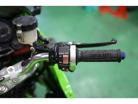 カワサキ GPZ900R 大人気のニンジャ入庫致しました!人気カラーのライムグリーン!コーションラベル付きの希少車両 34