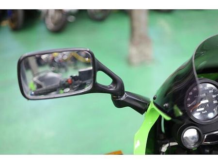 カワサキ GPZ900R 大人気のニンジャ入庫致しました!人気カラーのライムグリーン!コーションラベル付きの希少車両 37