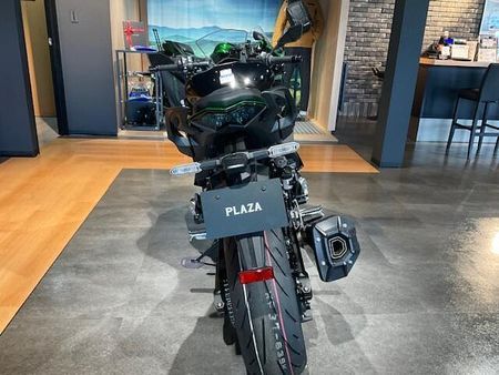 カワサキ ニンジャ 1000 (Z1000SX) 人気のNinja1000SXの2023年モデルを入荷しました。 4