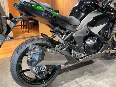 カワサキ ニンジャ 1000 (Z1000SX) 人気のNinja1000SXの2023年モデルを入荷しました。 6