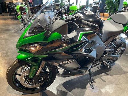 カワサキ ニンジャ 1000 (Z1000SX) 人気のNinja1000SXの2023年モデルを入荷しました。 7