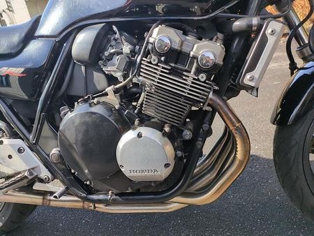 ホンダ CB400スーパーフォア スタンダードネイキッドスーパーフォア。キッチリ走って乗りやすいお勧めバイクです。 15