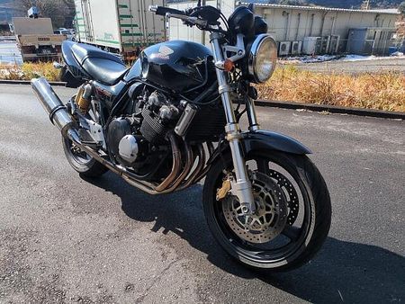 ホンダ CB400スーパーフォア スタンダードネイキッドスーパーフォア。キッチリ走って乗りやすいお勧めバイクです。 2
