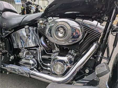 ハーレーダビッドソン FLSTN SOFTAIL DELUXE クラシックタイプのハーレー入荷しました。一番ハーレーらしいスタイルのFLSTNです。 13