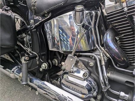ハーレーダビッドソン FLSTN SOFTAIL DELUXE クラシックタイプのハーレー入荷しました。一番ハーレーらしいスタイルのFLSTNです。 14