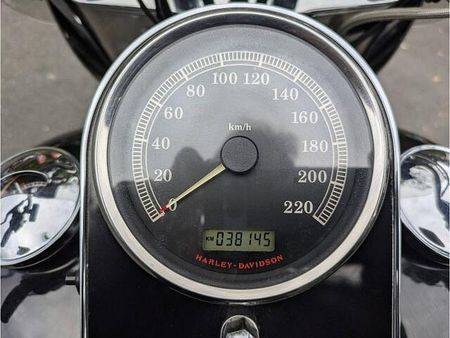 ハーレーダビッドソン FLSTN SOFTAIL DELUXE クラシックタイプのハーレー入荷しました。一番ハーレーらしいスタイルのFLSTNです。 28