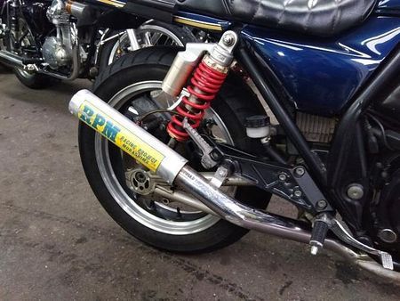 カワサキ ZRX400II ZRX-II久々に入荷しました。カワサキ水冷4気筒、ミドルスポーツネイキッドの筆頭マシン。 16