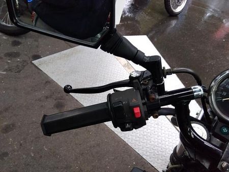 カワサキ ZRX400II ZRX-II久々に入荷しました。カワサキ水冷4気筒、ミドルスポーツネイキッドの筆頭マシン。 26