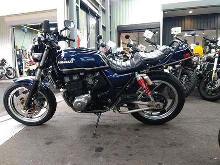カワサキ ZRX400II ZRX-II久々に入荷しました。カワサキ水冷4気筒、ミドルスポーツネイキッドの筆頭マシン。 5
