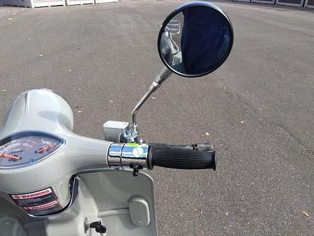 その他 Modena 125 英国の古き良き時代を現代に反映させた老舗バイクメーカーAJS、モデナ125。 12
