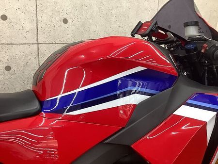 ホンダ CBR600RR 【スピード納車】 CBR600RR 2021年モデル スクリーン グリップ レバーカスタム 17