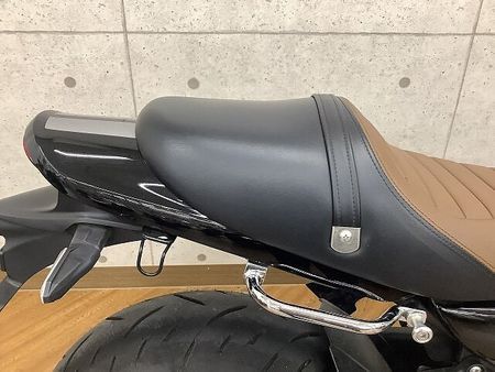 カワサキ Z900RS Z900RS CAF? 2022年モデル エンジンガード シート カスタム 19