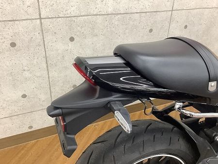 カワサキ Z900RS Z900RS CAF? 2022年モデル エンジンガード シート カスタム 20