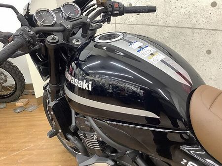カワサキ Z900RS Z900RS CAF? 2022年モデル エンジンガード シート カスタム 36