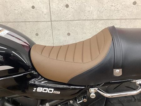 カワサキ Z900RS Z900RS CAF? 2022年モデル エンジンガード シート カスタム 37