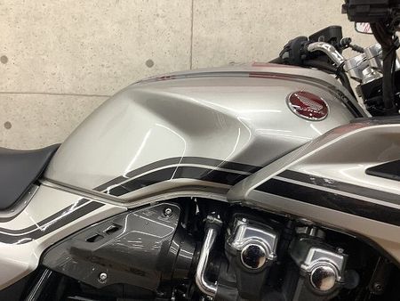 ホンダ CB1300スーパーボルドール CB1300 SUPER BOL D'OR 2021年モデル モリワキ製エンジンスライダー 23