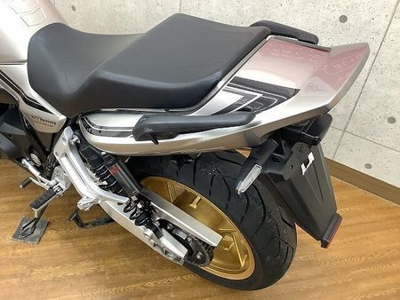 ホンダ CB1300スーパーボルドール CB1300 SUPER BOL D'OR 2021年モデル モリワキ製エンジンスライダー 34