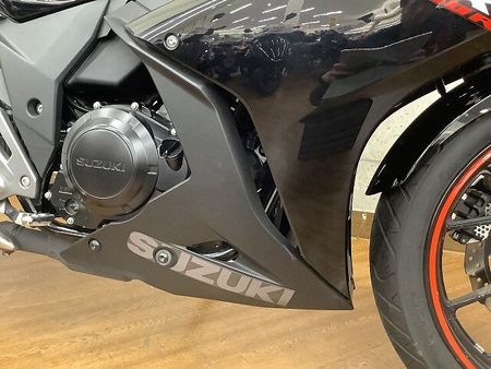 スズキ GSX250R GSX250R 2017年モデル マルチバー メットロック装備!! 18