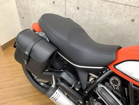 ドゥカティ Scrambler Urban Enduro Scrambler Icon サイドバッグ付き!! 17
