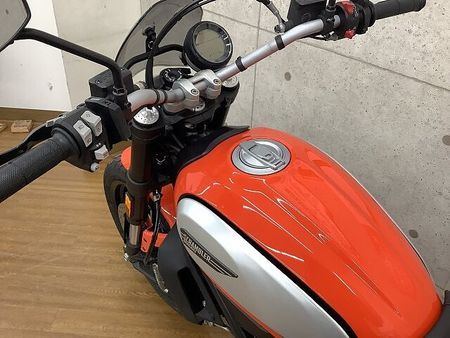 ドゥカティ Scrambler Urban Enduro Scrambler Icon サイドバッグ付き!! 29