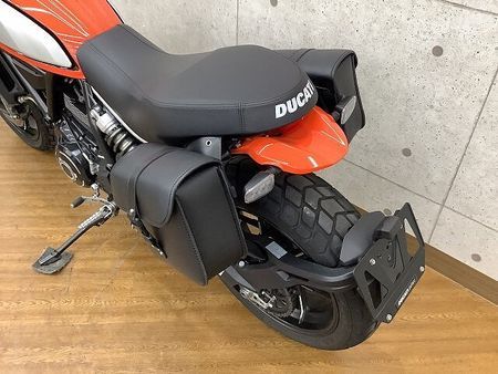 ドゥカティ Scrambler Urban Enduro Scrambler Icon サイドバッグ付き!! 31