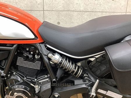 ドゥカティ Scrambler Urban Enduro Scrambler Icon サイドバッグ付き!! 34