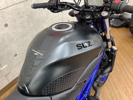 スズキ SV650 SV650 2021年モデル WR’S製スリップオンマフラー リアボックス装備 16