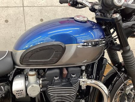 トライアンフ BONNEVILLE T120 Bonneville T120 2022年モデル グラブバー サイドバック 装備 15