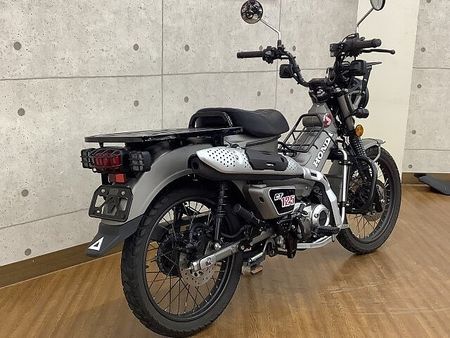 ホンダ CT125 ハンターカブ CT125 HUNTER Cub 2023年モデル エンジンガード フォグランプ 装備 3