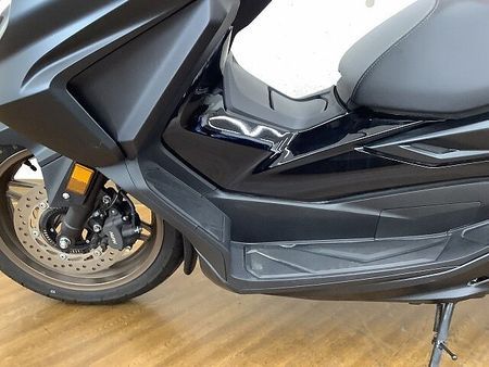 ホンダ フォルツァ(MF06) FORZA 2023年モデル@リアボックス マルチバー 装備 27