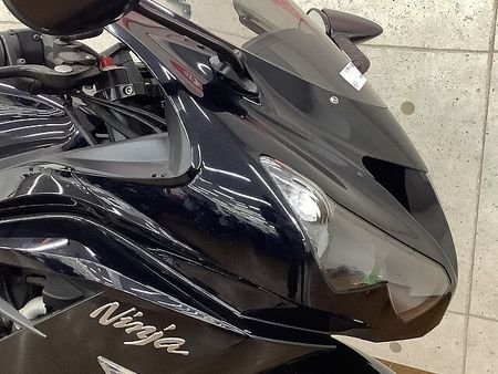 カワサキ ZX-14R Ninja ZX-14R 2013年モデル BEET製フルエキマフラー エンジンスライダー 13