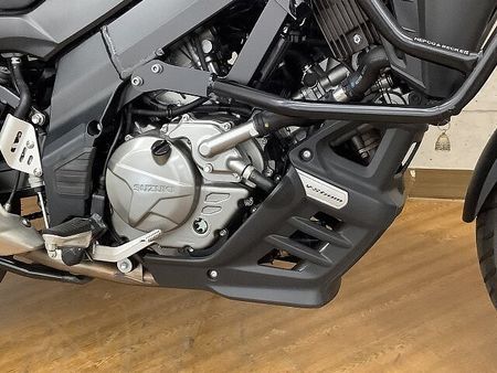 スズキ Vストローム650XT V-ストローム650XT 2022年モデル 三点パニア付き 23