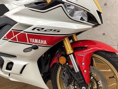 ヤマハ YZF-R25 YZF-R25 2022年モデル WGP60周年カラー!! 18