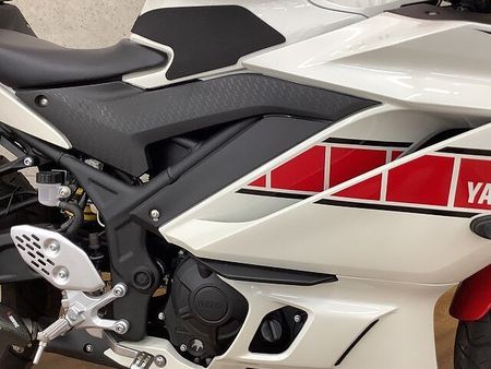 ヤマハ YZF-R25 YZF-R25 2022年モデル WGP60周年カラー!! 19