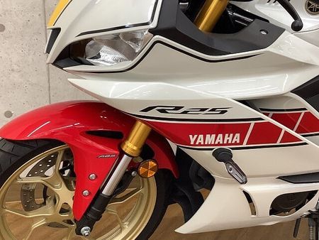 ヤマハ YZF-R25 YZF-R25 2022年モデル WGP60周年カラー!! 29