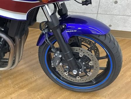 ホンダ CB400スーパーボルドール CB400 SUPER BOL D'OR 2019年モデル ヨシムラ製マフラー 装備!! 19
