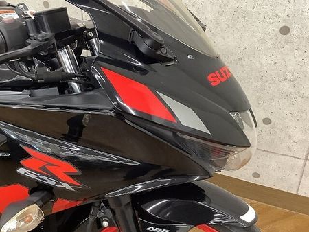 スズキ GSX-R125 【豊橋店来店成約限定】 GSX-R125 2019年モデル!! 4