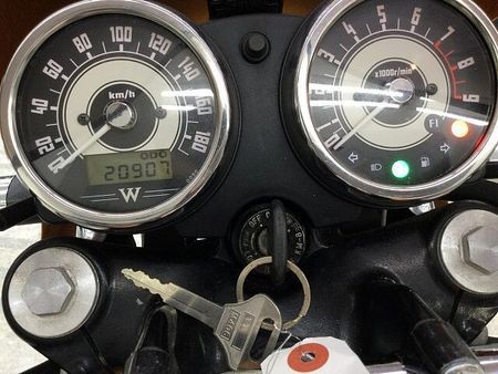カワサキ W800 W800 エンジンガード ビキニカウル装備! 8