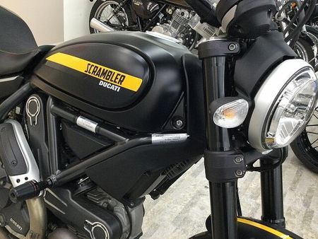 ドゥカティ Scrambler Full Throttle スクランブラーフルスロットル 空冷Lツインエンジン 19