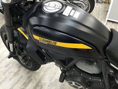 ドゥカティ Scrambler Full Throttle スクランブラーフルスロットル 空冷Lツインエンジン 32