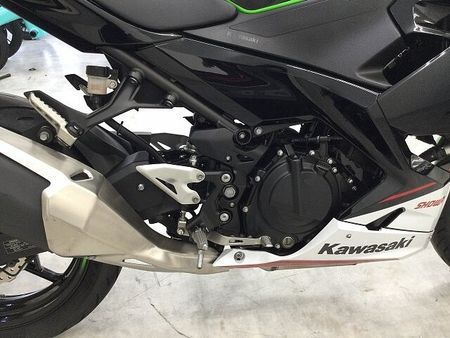 カワサキ ニンジャ 400 【マル得】 Ninja 400【バイク王認定中古車】 KRT Edition 2022年モ 21